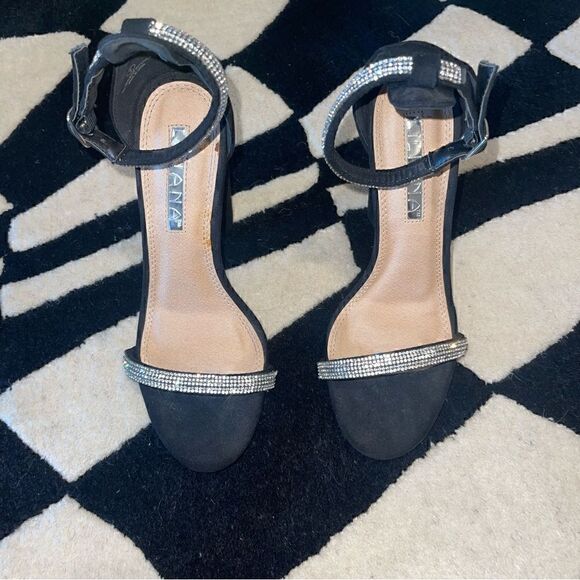 Lulu’s Rhinestone Pumps   - Picture 3 of 7